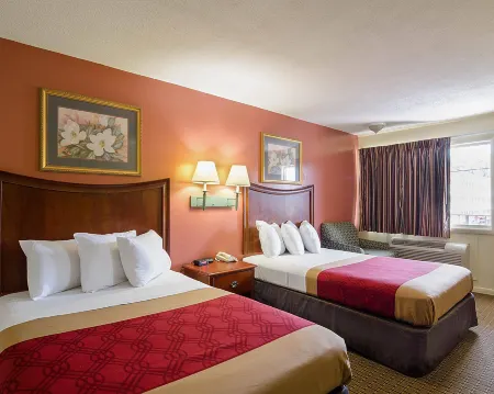 Econo Lodge North Charlottesville Отели рядом с достопримечательностью «The Corner»