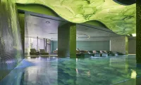 Savoy Palace - the Leading Hotels of the World - Savoy Signature - Beach