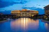 Sheraton Grand Danang Resort & Convention Center فنادق في 