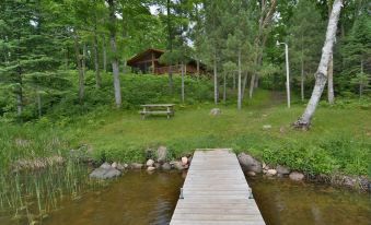 Funnys Bay Getaway 4 Bedrooms 2 Bathrooms Hotel Room