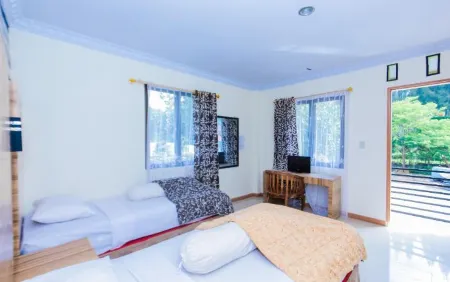 Hotel Grand Orri Отели в г. Citeureup