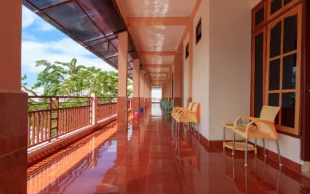 Hotel Elvin Отели в г. East Sumba Regency