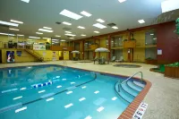 Best Western Fairmont - Pools