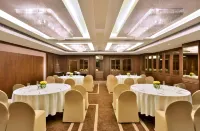 Radisson Blu Atria Bengaluru - Завтрак