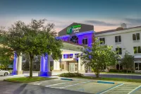 Holiday Inn Express & Suites Silver Springs-Ocala Hotels in Marion County