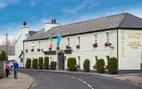 Hylands Burren Hotel