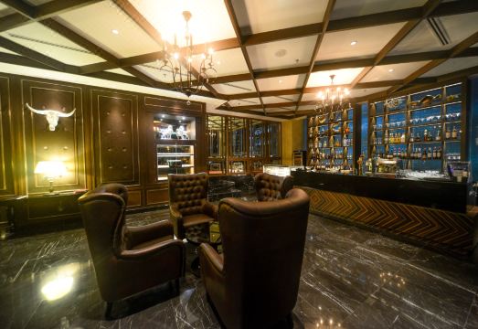 더 라이트 호텔 페낭 수영장 전경