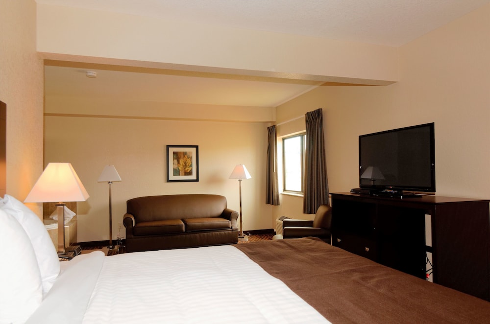 Cobblestone Inn & Suites - Denison - Oak Ridge