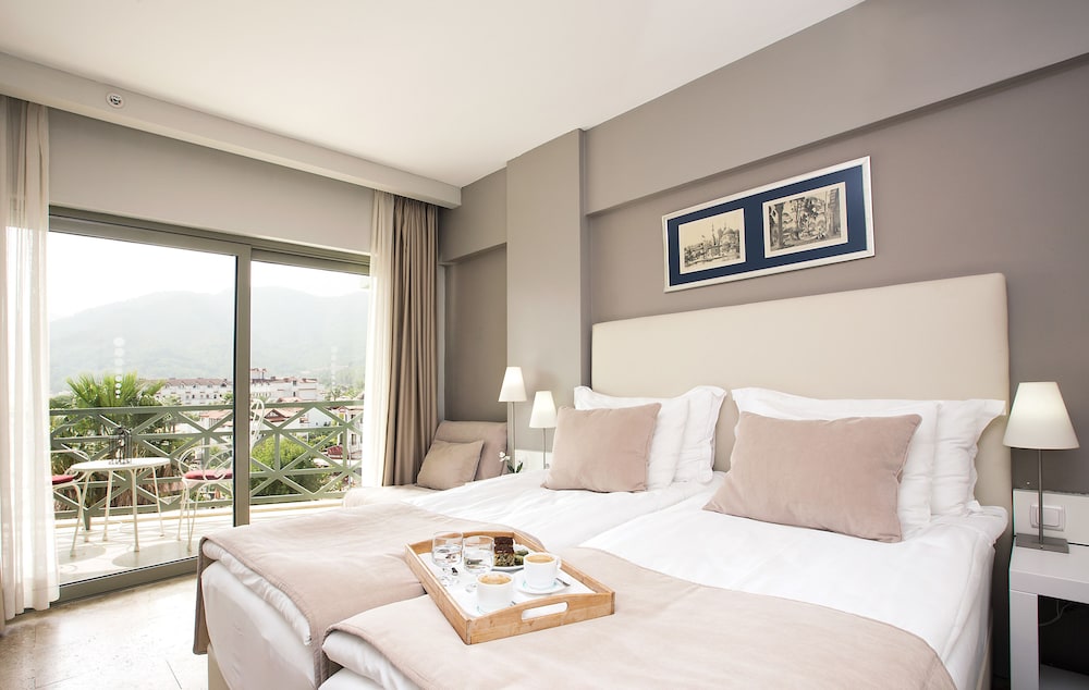 Martı La Perla (Sadece Yetişkin) (Marti La Perla Hotel - All Inclusive - Adult Only)