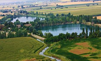 Agriturismo Ai Due Laghi