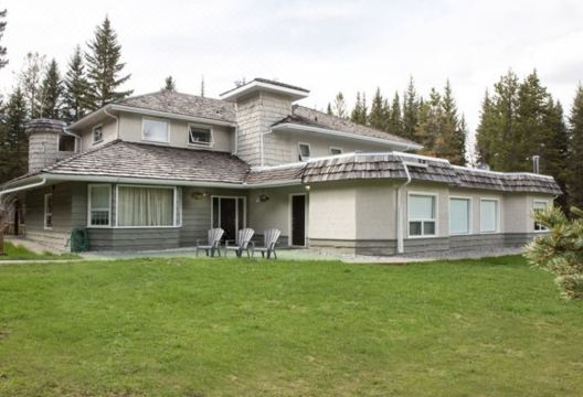 Sleepy Creek Country Manor - Housity