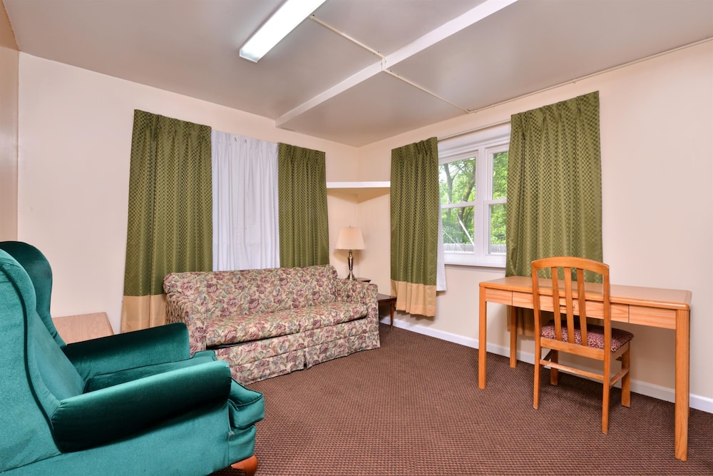 Americas Best Value Inn Jonesville/Hillsdale