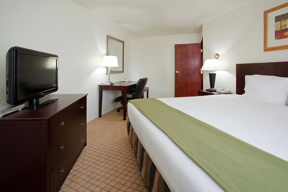 Holiday Inn Express Colorado Springs Airport, an Ihg Hotel