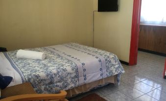 Tshesebe Stopover Motel