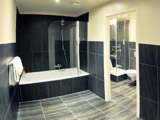 St Joseph Hotel Hamburg Reeperbahn St Pauli Kiez Reviews For 3 Star Hotels In Hamburg Trip Com