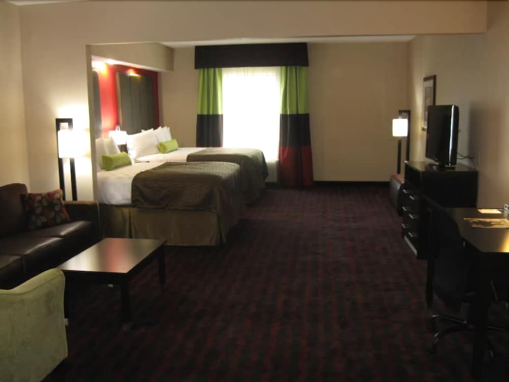 Best Western Plus Cushing Inn & Suites