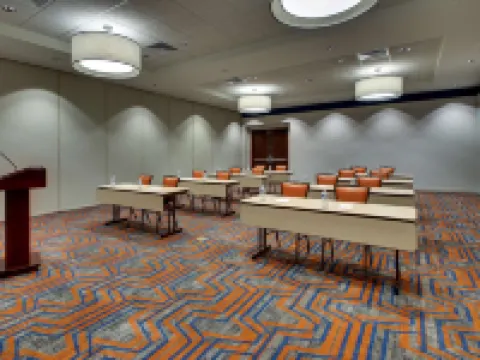 Drury Inn & Suites Iowa City Coralville Hotels in West Lucas