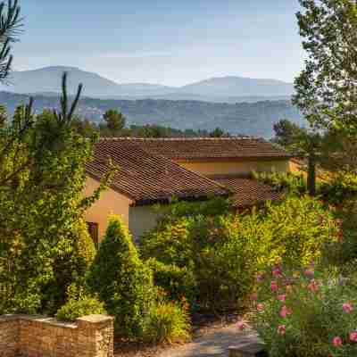Terre Blanche Evènementiel Hotel Exterior