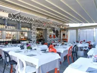 桔子飯店 復興運動廣場（Piazza del Risorgimento）附近的飯店
