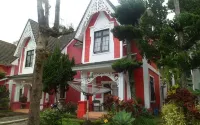 Villa Kota Bunga Widuri