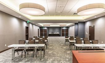 Holiday Inn Hotel & Suites Silicon Valley – Milpitas, an IHG Hotel