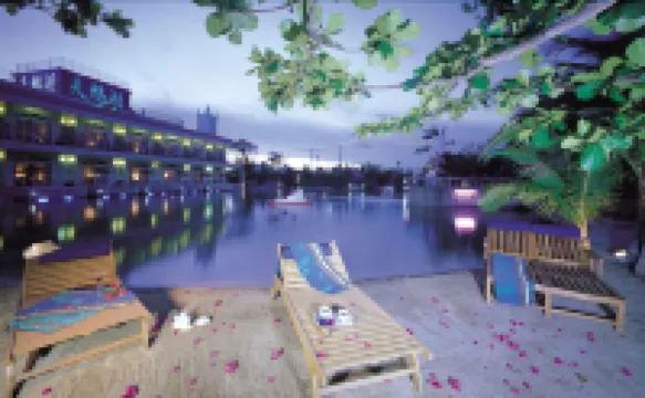 The Swanlake Villa Resort Hotel