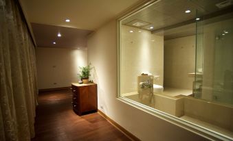 New Jhihben Hotel