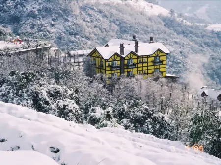 Provence Rose Lodge in Ching Jing