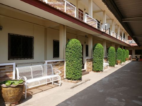 บ้านปลายฟ้า