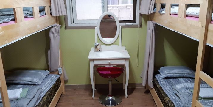 호스텔 정원 분위기