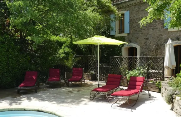 埃洛伊穆爾旅館