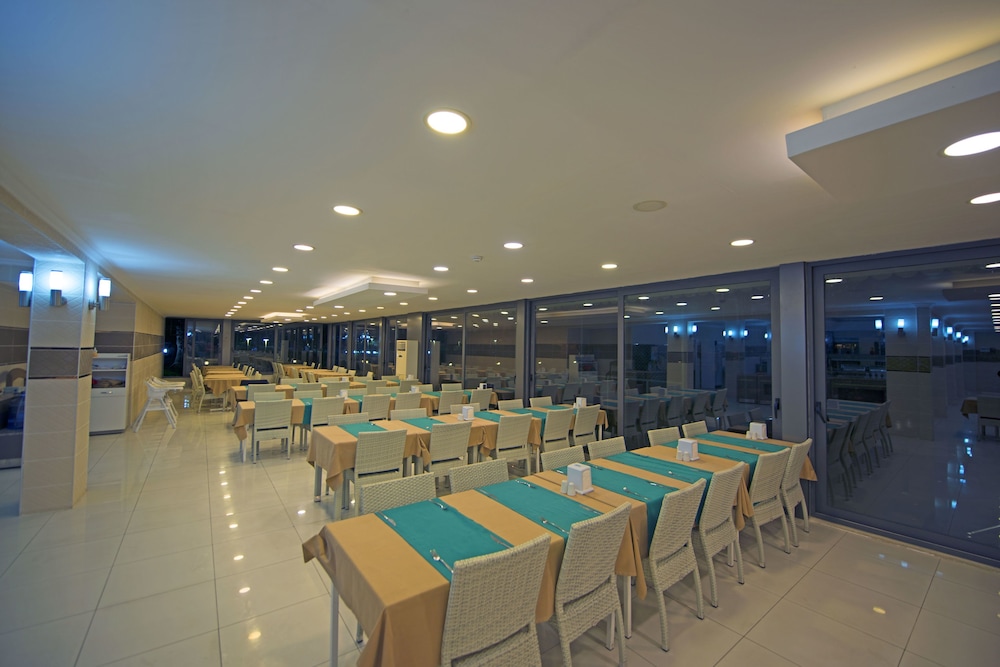 Ayma Beach Resort & Spa Hotel