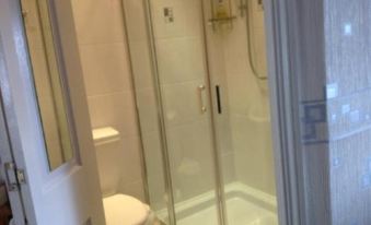 The Laurels Bed and Breakfast - Housity