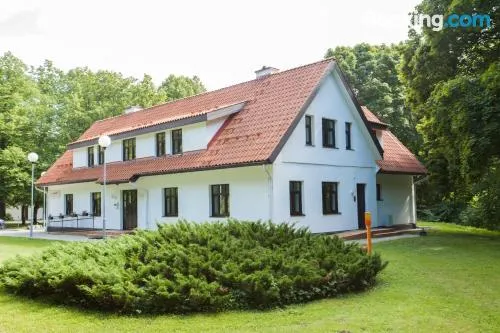 託伊萊白色別墅公寓