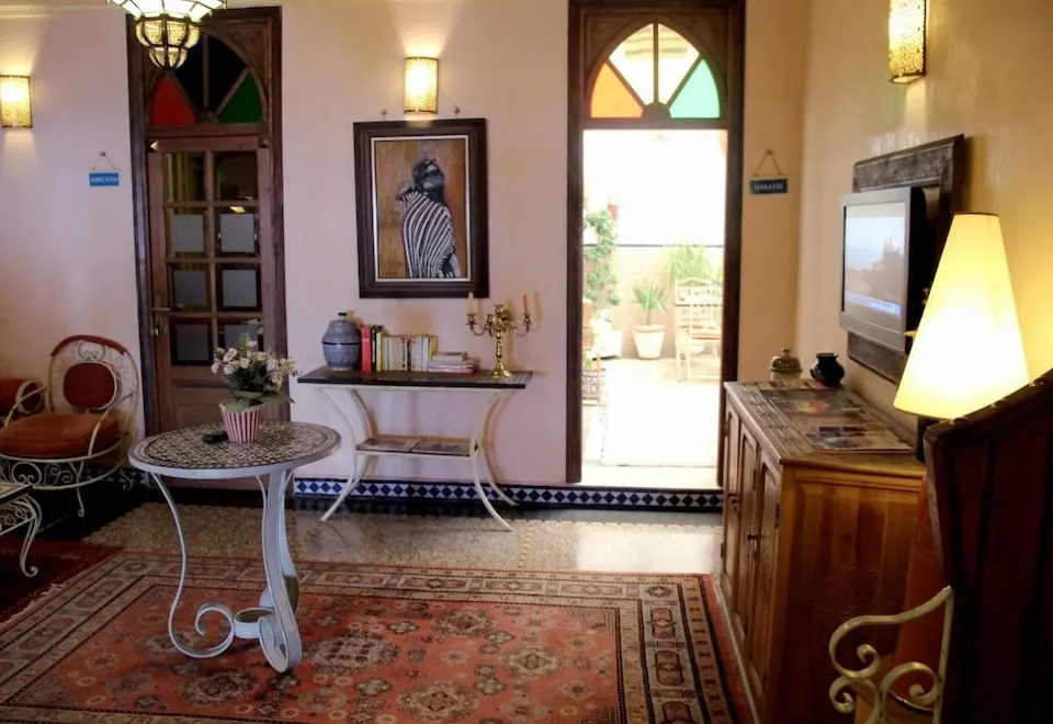 Hotel Afrah - Housity