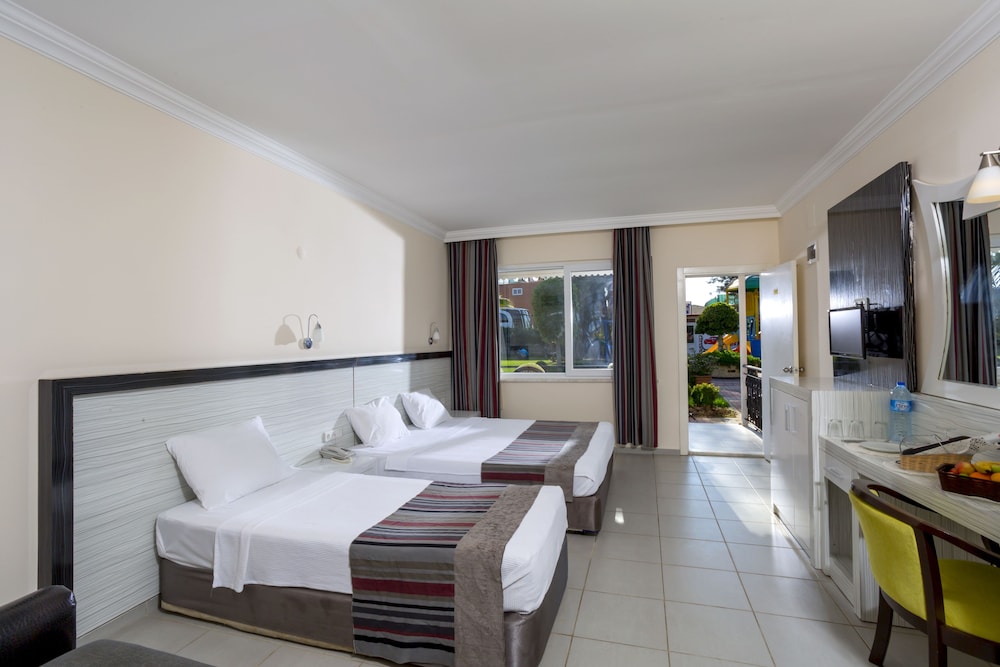 Senza Inova Beach Hotel - All Inclusive