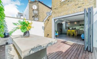 Stylish Fulham 2Br Garden Flat, Close to Thames