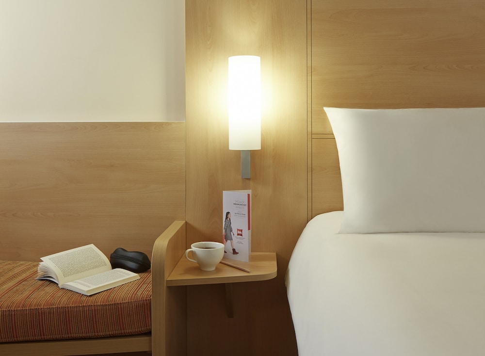 ibis Izmir Alsancak