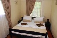 Sycamore Avenue Treehouses & Cottages Accommodation