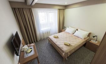 Azara Bed and Breakfast