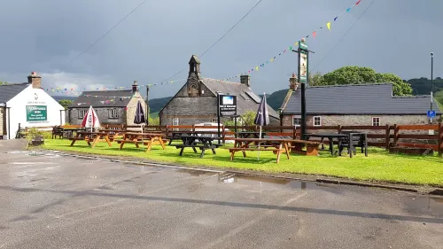 Farmyard Inn Youlgreave