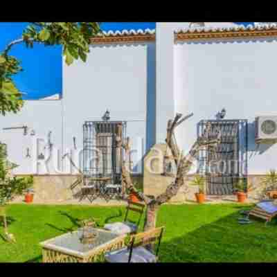 4 Bedrooms Villa with Private Pool Enclosed Garden and Wifi at Antequera Hotel Exterior