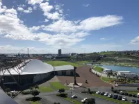 Ramada Suites by Wyndham Auckland Manukau Pacific Centre Hôtels à : Karaka