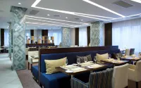 Hilton Garden Inn Ufa Riverside - breakfast