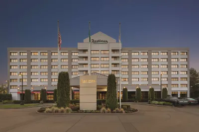 Radisson Hotel Seattle Airport Hotels in Seattle-Tacoma International Airport
