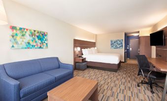 Holiday Inn Express & Suites Uniontown