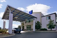 Howard Johnson by Wyndham Clarksville Tennessee Hotels in Clarksville