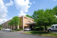 Best Western Plus Richmond Airport Hotel Hotels in Montrose