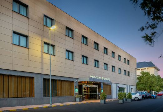 5. AC 호텔 바다..