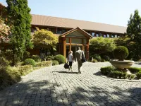 阿斯普利亞皇家等級酒店及Spa 鄰近赫曼-德普地鐵站的酒店